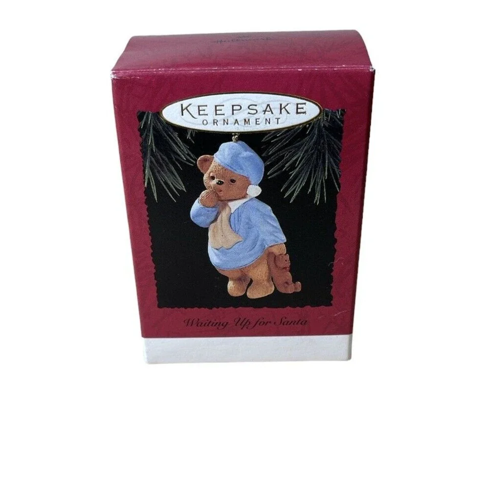 Hallmark Keepsake Ornament Waiting Up For Santa Teddy Bear Christmas Ornament